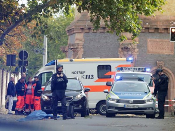 В Германии неизвестные открыли стрельбу у синагоги и кафе: есть погибшие (ВИДЕО)
