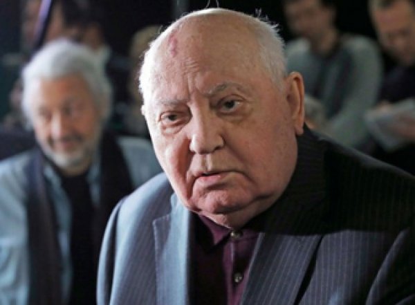 Горбачев обратился к Путину