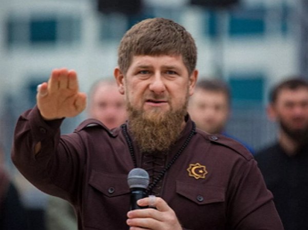 В Кремле отреагировали на призыв Кадырова "убивать" за оскорбления в Сети