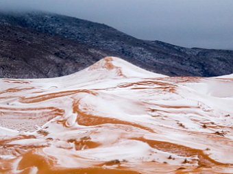 Погодная аномалия: Северную Африку засыпало снегом
