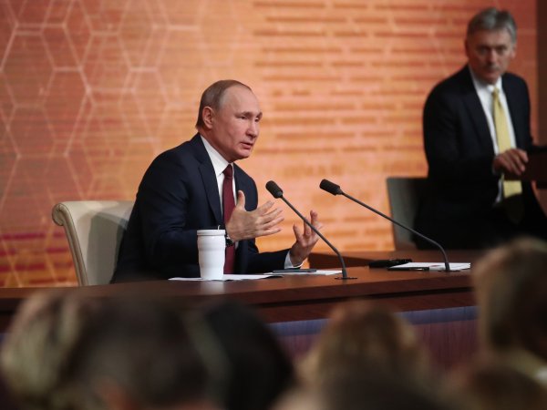 "Вы там поковыряйтесь": Путина прямо спросили про дочерей и их бизнес