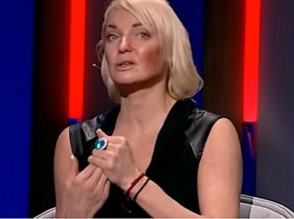 "Билет в один конец": уставшая от травли изможденная Волочкова покидает Россию