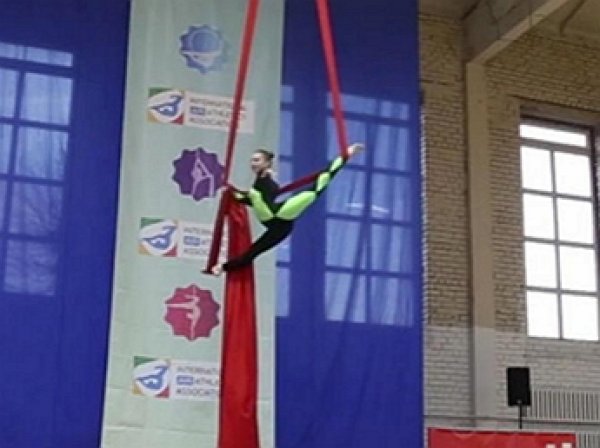Российская гимнастка сломала позвоночник, рухнув с 8-метровой высоты
