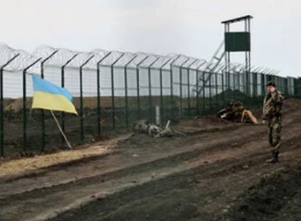 Украина намерена возвести стену на границе с Донбассом