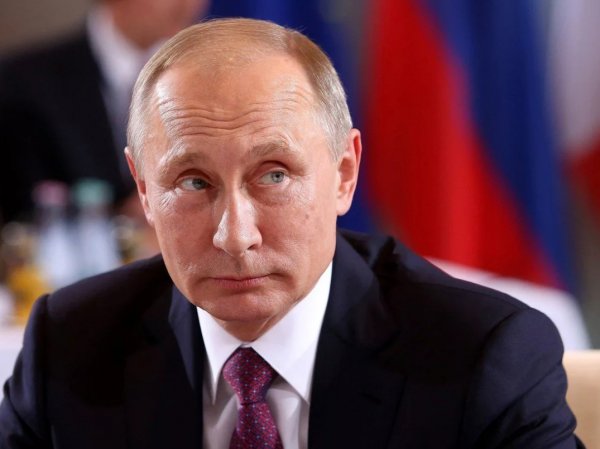 "Ты что, выпил что ли?": Путин пошутил про Ротенберга, открывая ж/д сообщение по Крымскому мосту