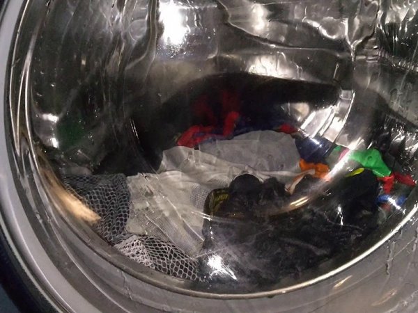 Россиянка постирала младенца в стиральной машинке