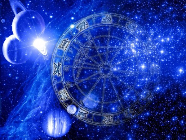 Астрологи назвали, какой год рождения укажет на удачу в 2020 году