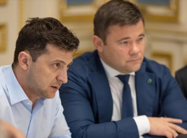 Зеленский вынудил Богдана покинуть пост главы офиса президента
