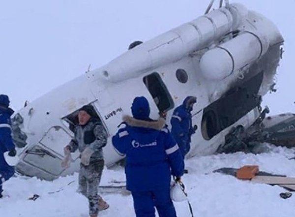В катастрофе Ми-8 на Ямале кабиной вертолета расплющило двух пилотов