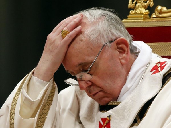 СМИ: Папа римский заразился коронавирусом