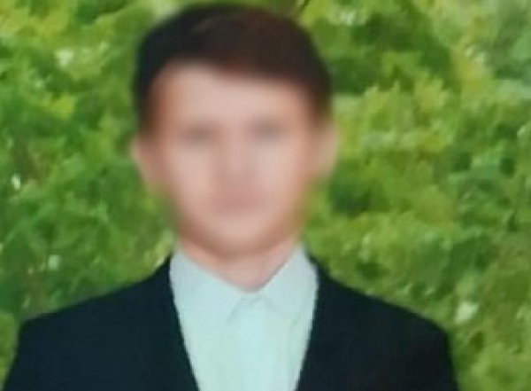 "Хочу умереть": появилось видео побега ударившего учительницу ножом российского школьника