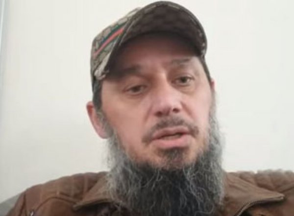 Во Франции зарезан чеченский блогер Мансур, противник Рамзана Кадырова