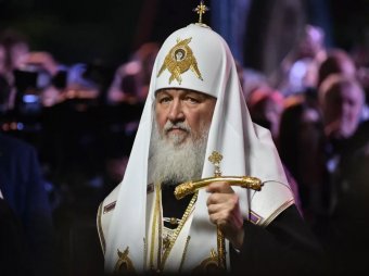 СМИ: у патриарха Кирилла увидели часы за $16 тысяч с бриллиантами (ФОТО)
