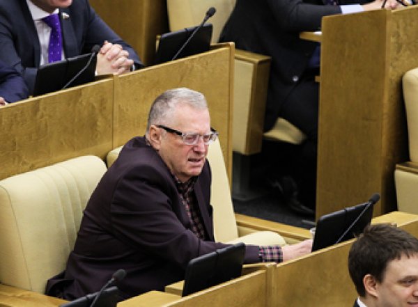 Коронавирус шагнул в Госдуму: в парламенте найден неизолировавшийся депутат