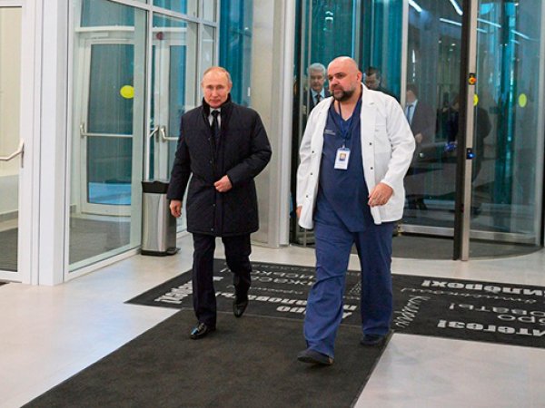 Главврач больницы в Коммунарке на встрече с Путиным призвал готовиться к итальянскому сценарию пандемии