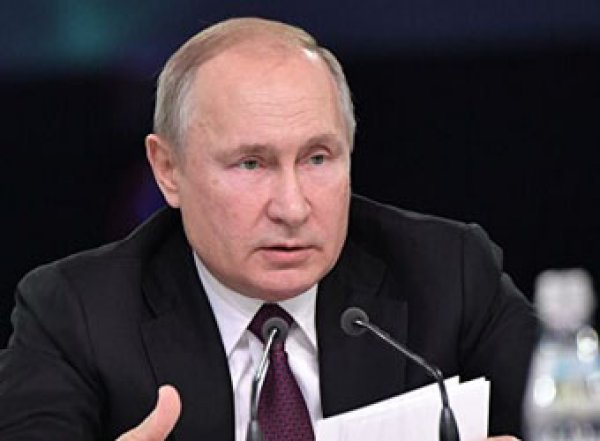 "Это чушь": Путин оценил слова Зеленского об Освенциме