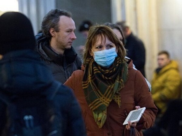 Эпидемия коронавируса стала причиной запрета в Москве всех массовых мероприятий до 10 апреля