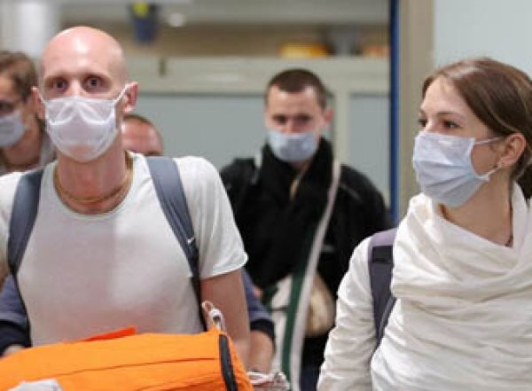 СМИ стало известно о продлении нерабочей недели в России и сроках окончания пандемии