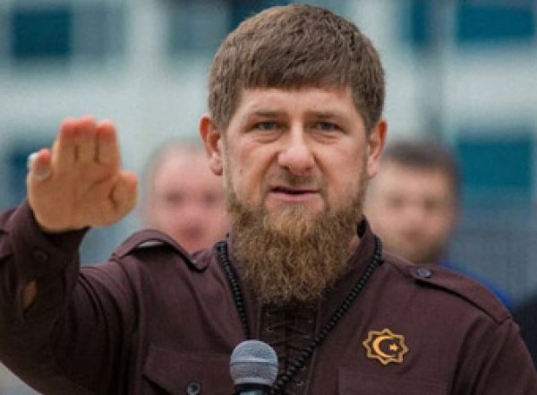 «Я пехотинец Путина. А вы?»: выругавшийся матом Кадыров посоветовал критикам уехать из России