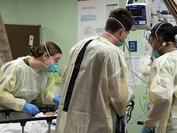 "Это не шутки": медсестра рассказала о мучениях пациентов с коронавирусом
