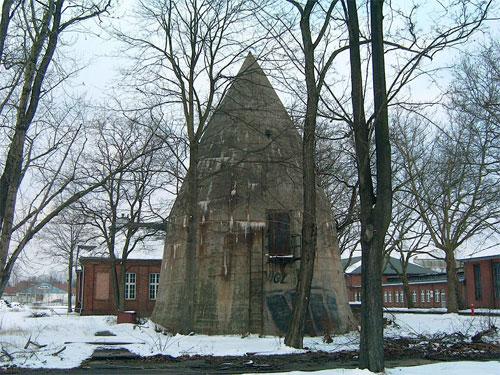 Фаллический символ третьего Рейха