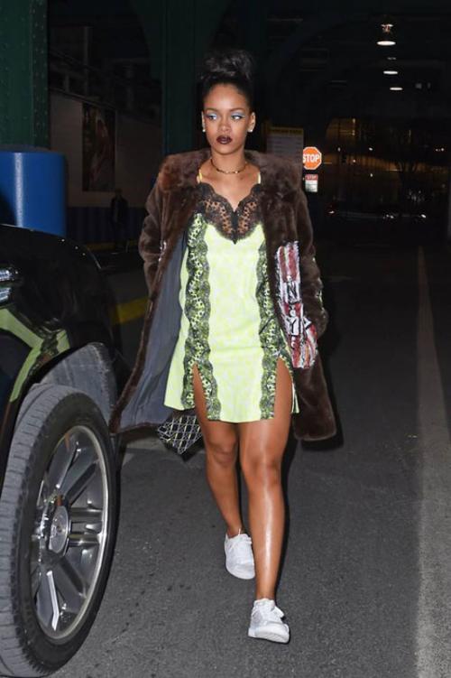 На грани фола: самые короткие платья знаменитостей