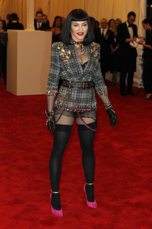 На грани фола: самые короткие платья знаменитостей