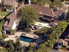 Дома знаменитостей: красиво жить не запретишь