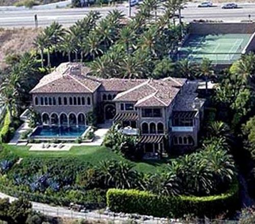 Дома знаменитостей: красиво жить не запретишь