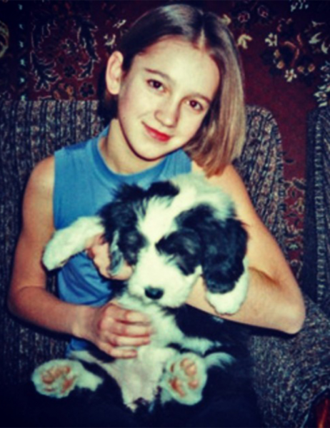 Звезды выкладывают в Instagram свои  фото в нежном возрасте