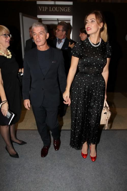 Валентин Юдашкин оденет всех в розовое