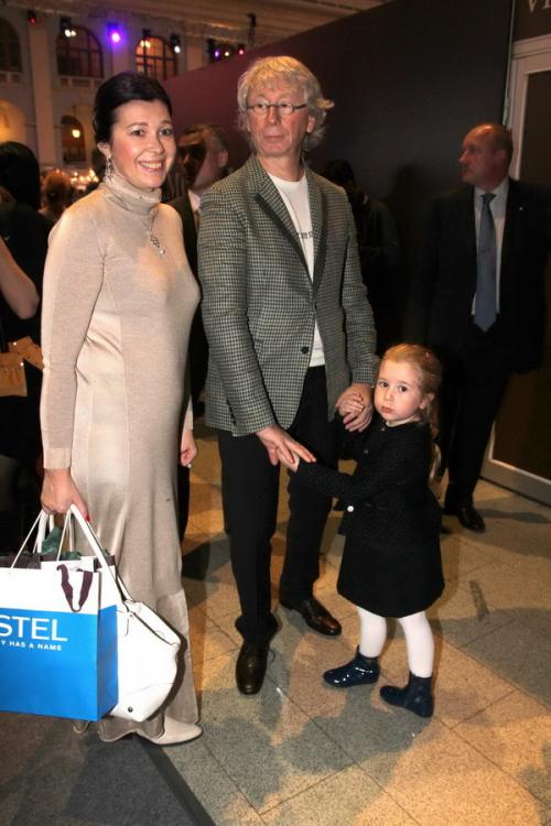 Валентин Юдашкин оденет всех в розовое