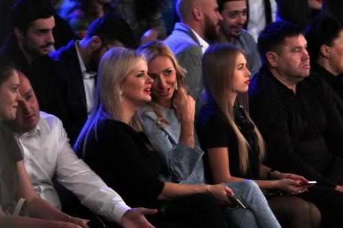 Валентин Юдашкин оденет всех в розовое