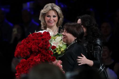 Валентин Юдашкин оденет всех в розовое