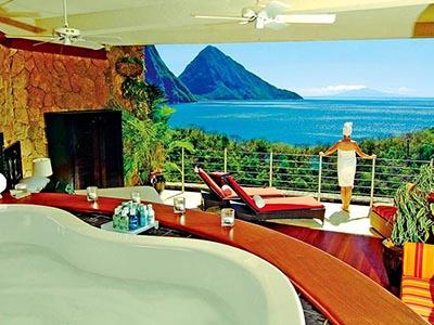 10 отелей с самыми потрясающими ваннами