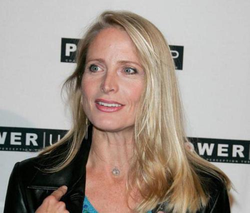 Как изменились и что стало с актерами культового сериала "Друзья"