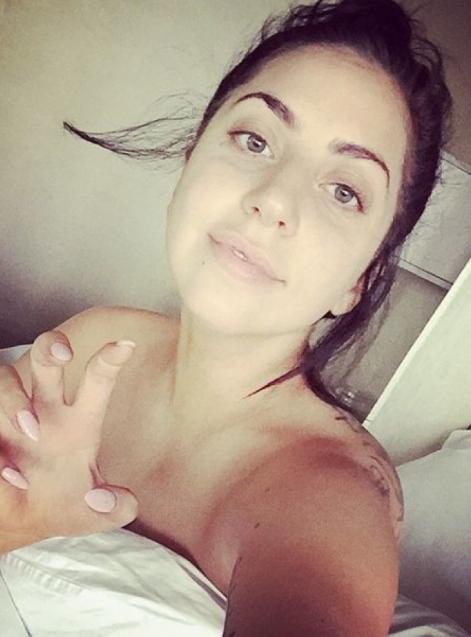 Звезды, которые прекрасно выглядят без макияжа