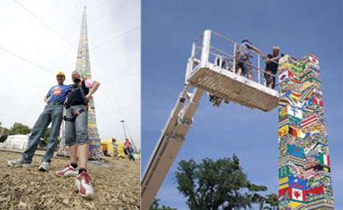 На самую высокую башню из «Лего» ушло 500 тысяч деталей