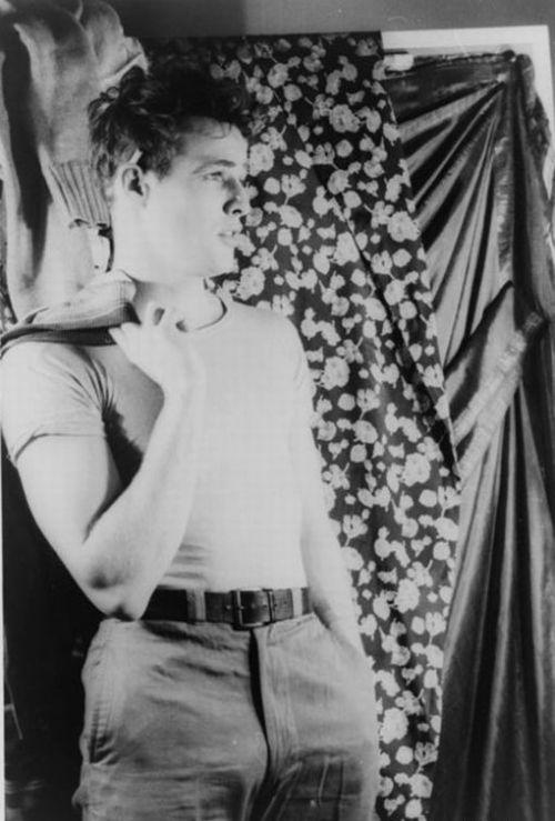 Редкие снимки знаменитостей прошлого и настоящего. Часть 7