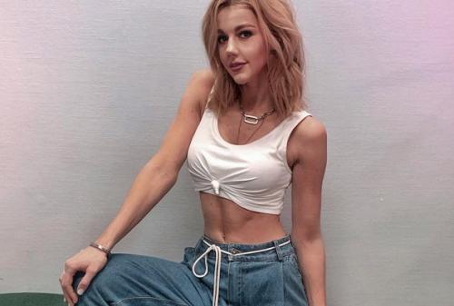 Звезды показали, какими были в 2000 году, и загадали, какими станут еще через 20 лет