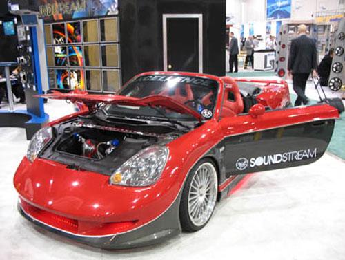 В Лас-Вегасе прошла выставка тюнинговых автомобилей