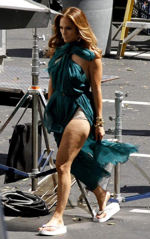 Скотч, приклеенные локоны и другие хитрости звезд, попавшие на фото