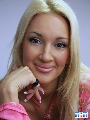 Топ-10 смелых российских женщин без макияжа