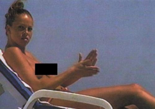 Звезды во всем своем безобразии: самые скандальные снимки папарацци