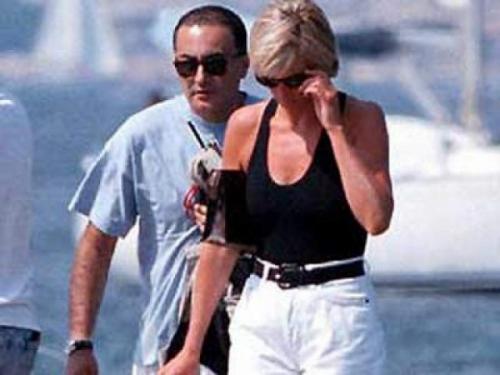 Самые провокационные фотографии звезд, сделанные папарацци