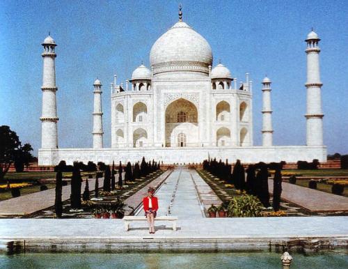 Самые провокационные фотографии звезд, сделанные папарацци