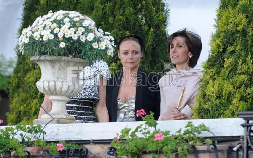 Сальма Хайек устроила из свадьбы карнавал