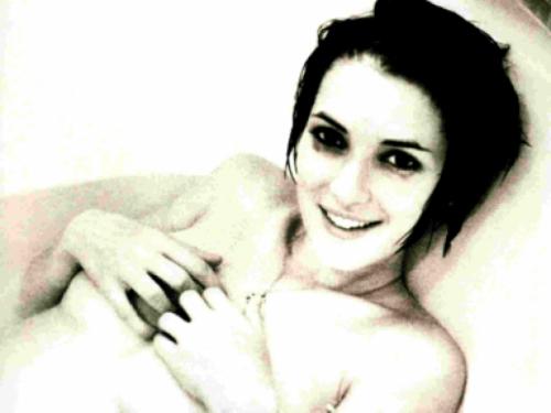 Голая правда: звезды, чьи интимные фото были украдены хакерами