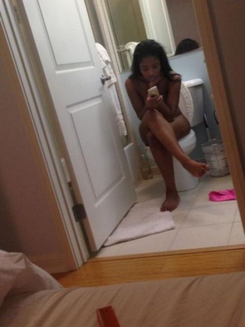 Голая правда: звезды, чьи интимные фото были украдены хакерами