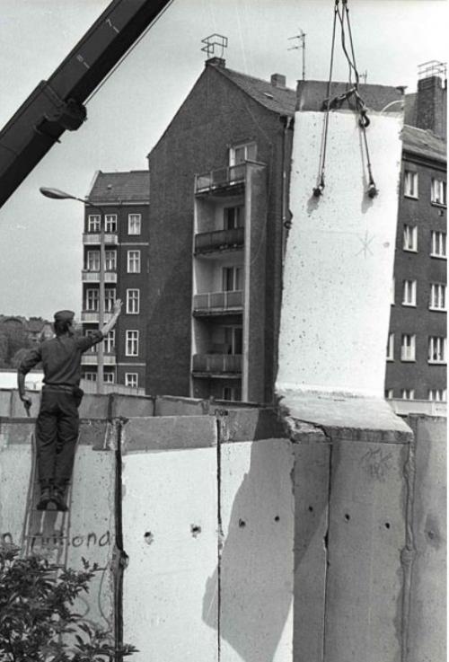 Берлинская стена — 50 лет с начала возведения